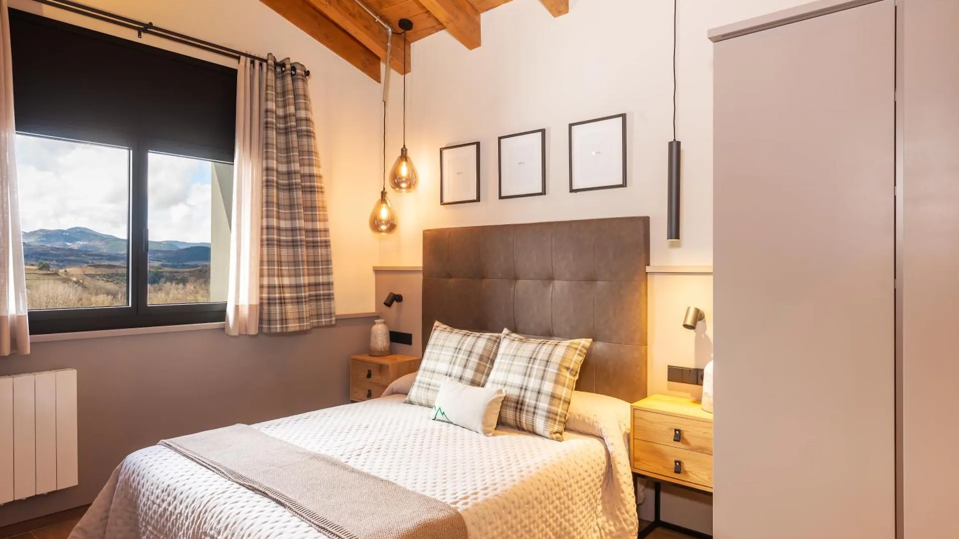 Cases Cerdanya Mountain Residences ベイベル・デ・サルダーニャ スペイン